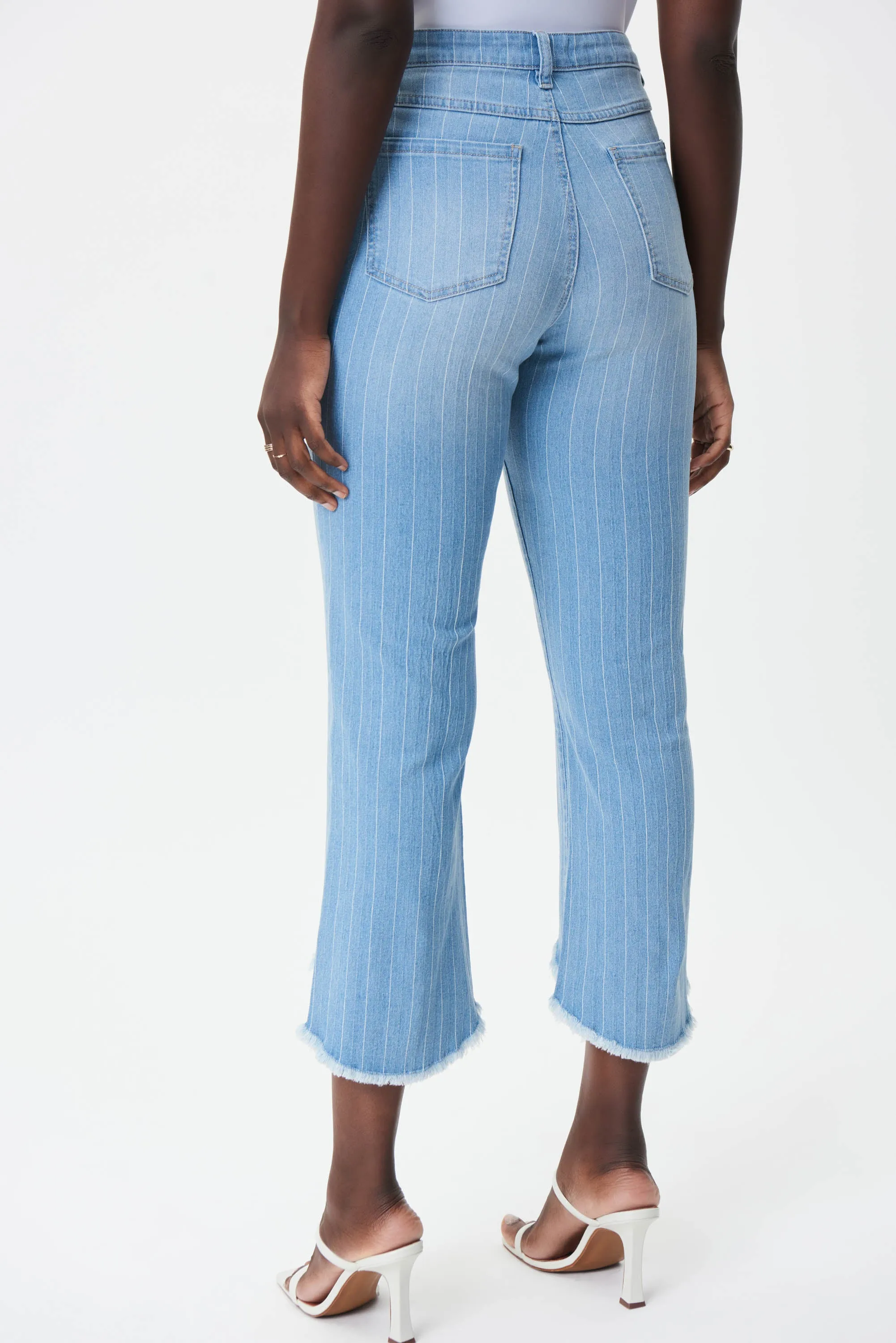 Flared Cropped Jeans Style 232938