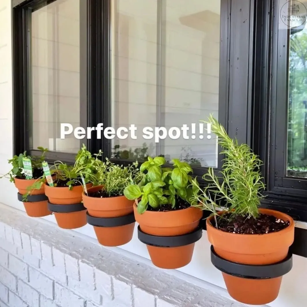 The Yonkers Horizontal Steel Planter